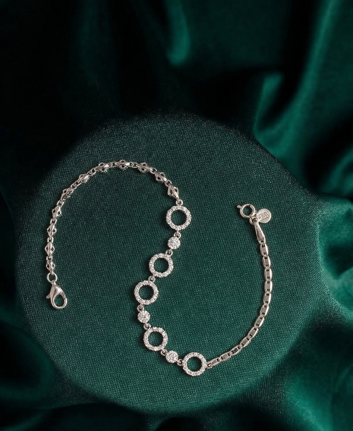 Celeste Circle Link 925 Sterling Silver Bracelet