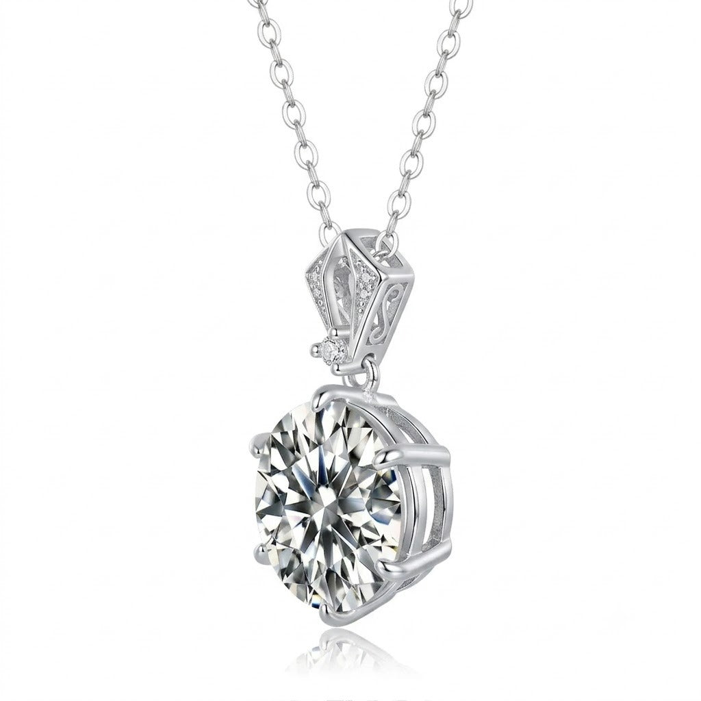 Soleil Large Solitaire Necklace
