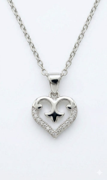 Sparkling Royal Heart Necklace