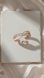 Opal Twist Set