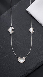 Pearl Petal Chain