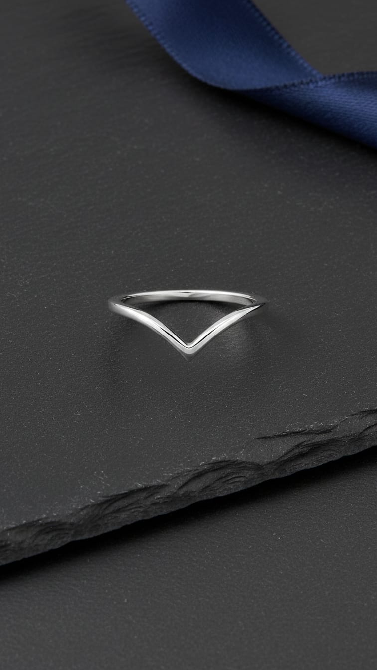 925 Sleek Vanki Ring