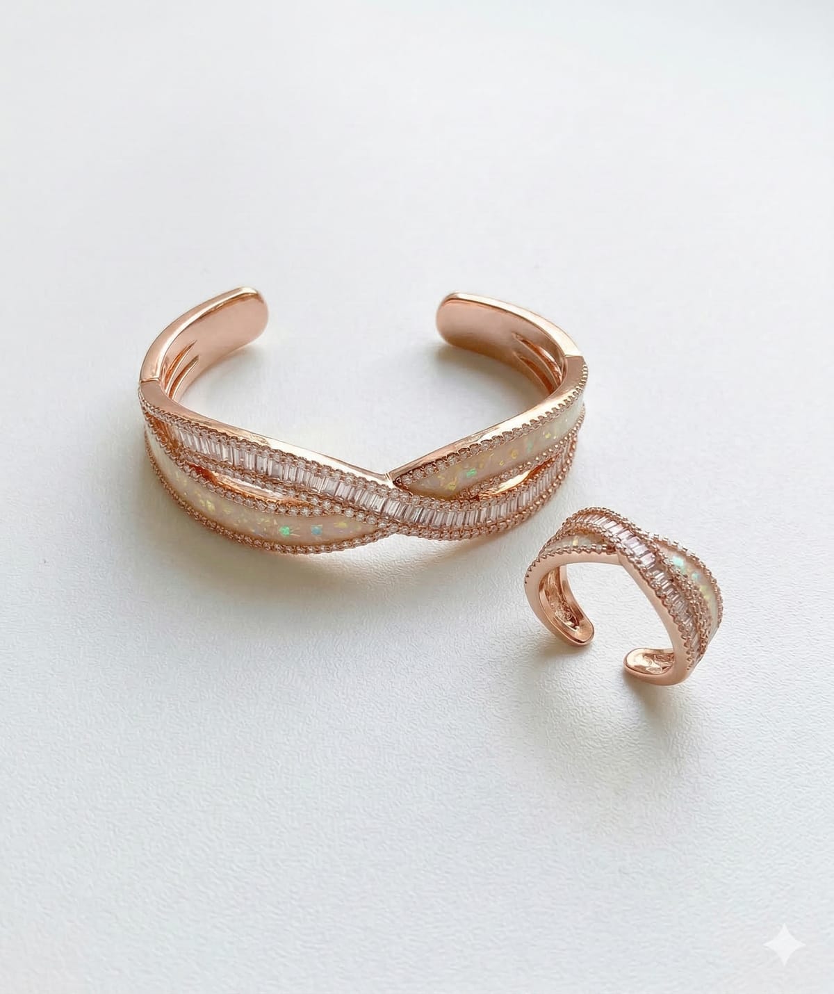 Opal Twist Set
