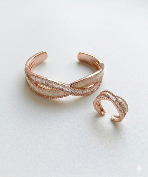 Opal Twist Set